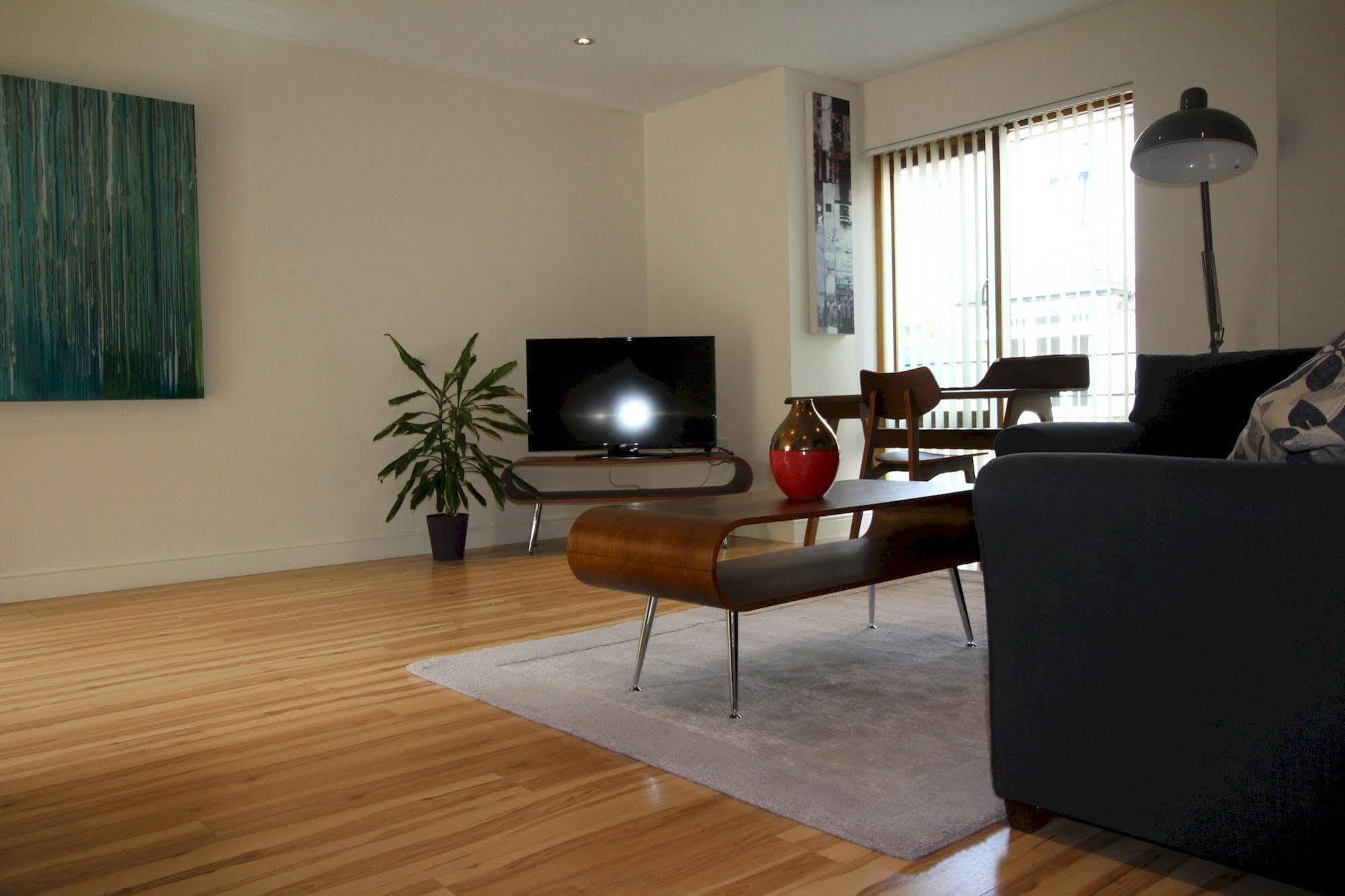 Lux Living Apartments - Alpha Apartments Cambridge-i reptér Kültér fotó